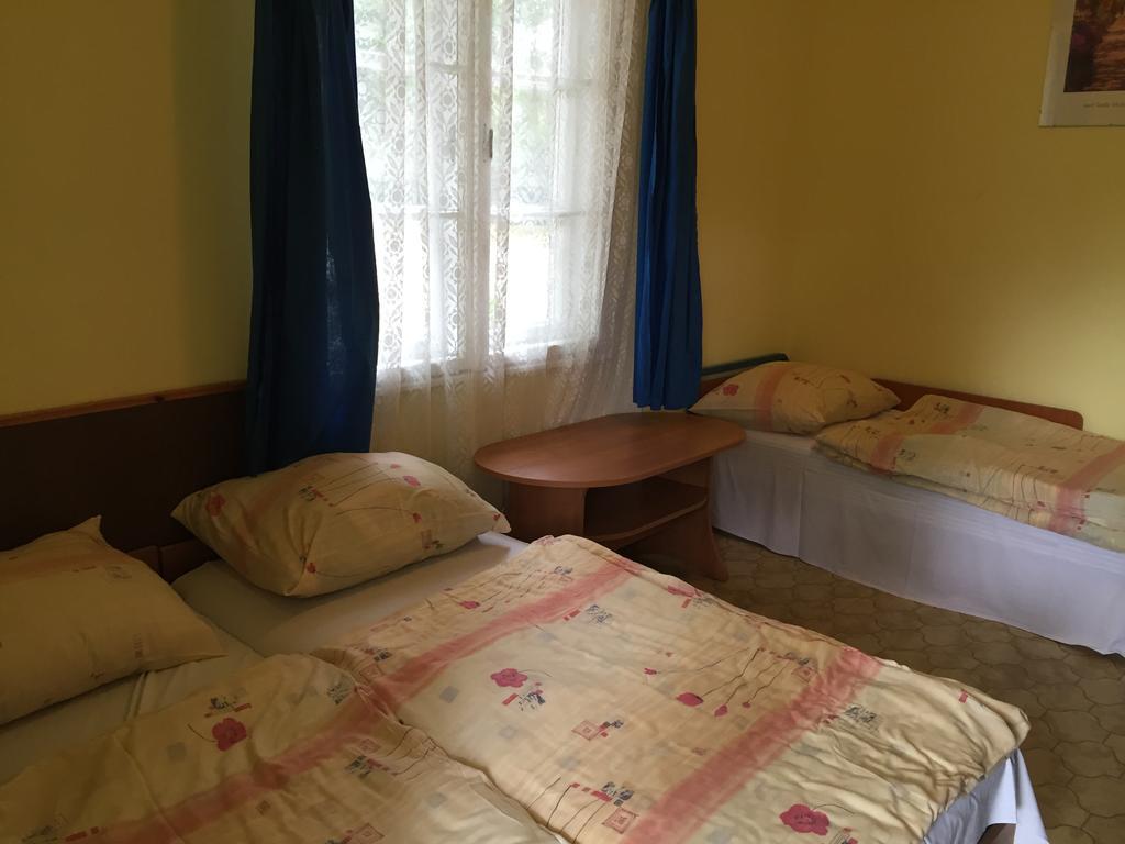 Matroz Siofok Hotell Exteriör bild